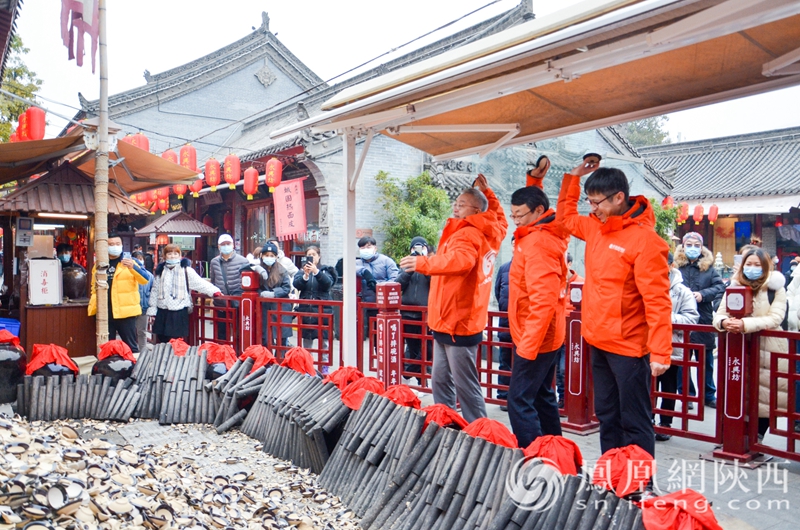 走讀團體驗永興坊摔碗酒